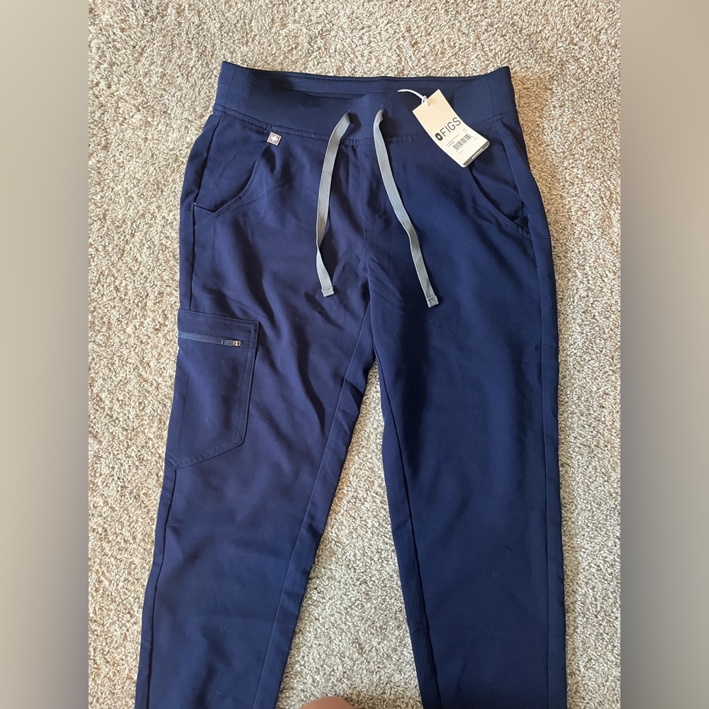 Figs Zamora Jogger Pants Navy size XS. NEW WITH TAGS NEVER WORN